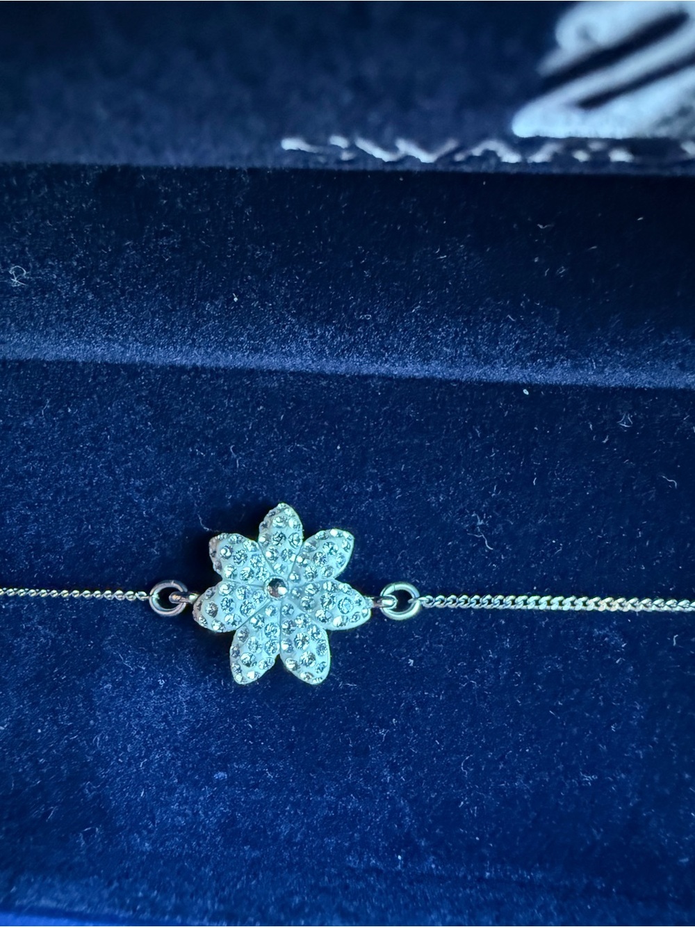 Swarovski - Delicate Crystal Flower Bracelet - Silver Tone